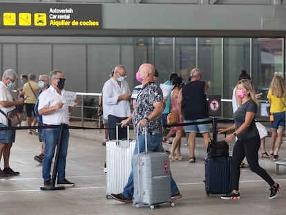 Llegada de turistas al aeropuerto de Málaga, el pasado 19 de julio.