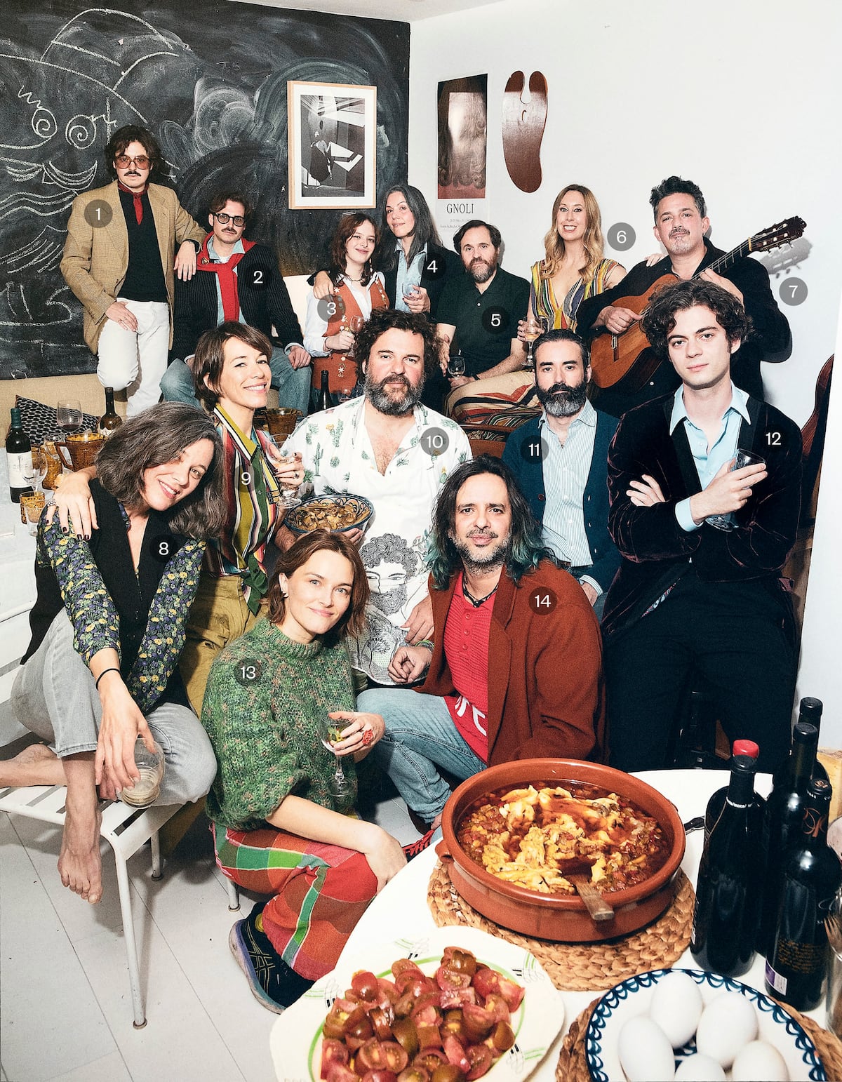 El banquete, el bar, el patio y la peluquería: cuatro escenas a puerta cerrada que explican (y mueven) la cultura en Madrid