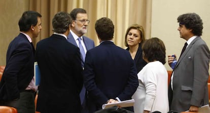 Mariano Rajoy se reúne con el grupo parlamentario del PP en el Congreso.