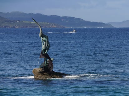 La escultura ‘La Madama de Silgar’, uno de los iconos de Sanxenxo (Pontevedra).