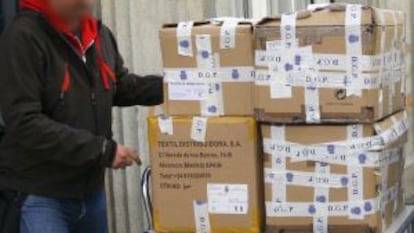 Documentación incautada por la policía en el Ayuntamiento de Ferrol, en enero de 2012