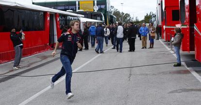 Vettel corriendo por el circuito de Jerez