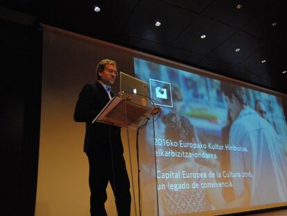 El director general de San Sebasti&aacute;n 2016, Pablo Ber&aacute;stegui, en la presentaci&oacute;n del programa, hoy en el Museo Reina Sof&iacute;a.