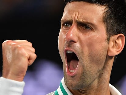 Djokovic, en la final del Open de Australia de 2021 contra Medvedev.
