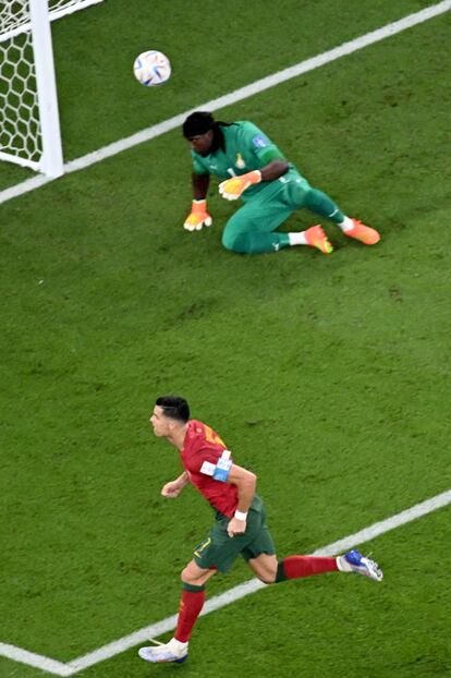 Cristiano Ronaldo, tras anotar el primer gol de Portugal en el Mundial de Catar contra Ghana y convertirse en el único jugador de la historia en marcar en cinco mundiales.