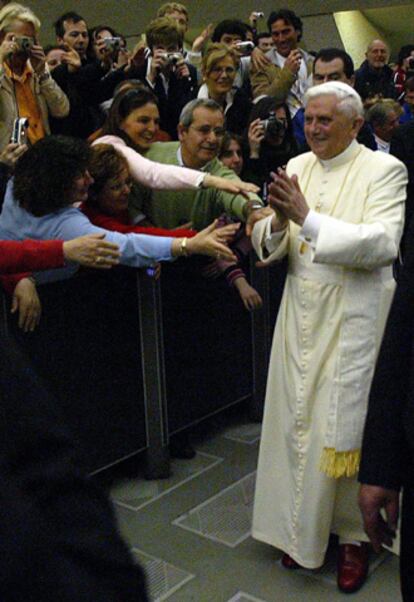 Encuentro de Benedicto XVI con peregrinos alemanes.