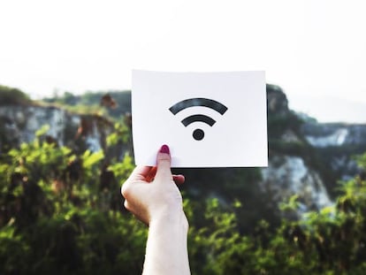 El Gobierno cubano legaliza el wifi privado y la importación de módems