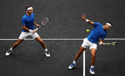 Federer y Nadal, durante el partido.