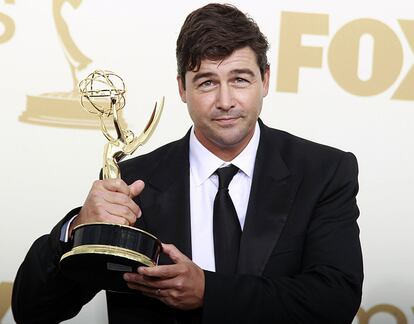 Kyle Chandler no era el favorito pero se ha impuesto a Jon Hamm y Steve Buscemi