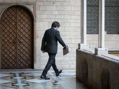 La intervención de Cataluña hace un mes llegó después de tres días de alto voltaje político. Este es el relato de aquellas horas