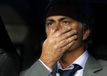 Mourinho, en el banquillo del Santiago Bernabéu, en el partido ante el Manchester City