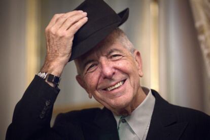 Leonard Cohen, en su comparecencia ante la prensa en París de esta semana.