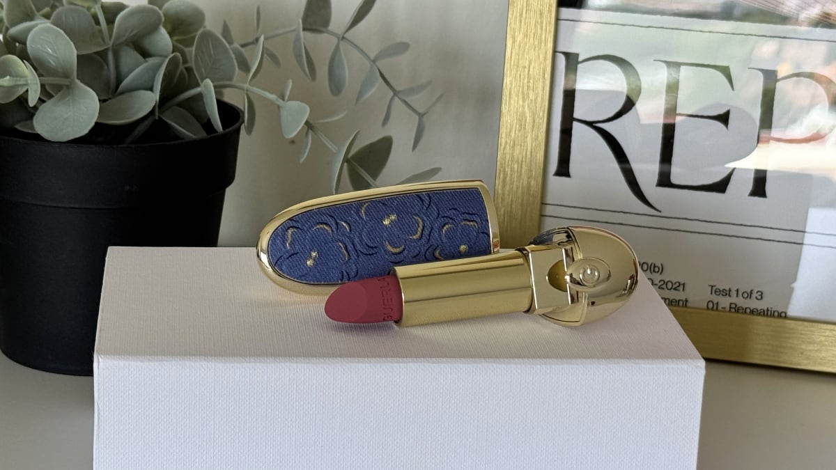 Rouge G de Guerlain, colección Blooming Denim.