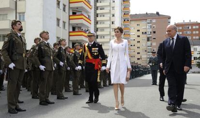 La Reina Letizia y el ministro de Interior Jorge Fernández Díaz en Vitoria