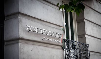 Fachada de Banco Andbank en España