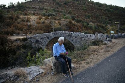 Un hombre en Sarsa de Surta, Huesca.