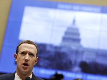 El CEO de Facebook, Mark Zuckerberg, en el Capitolio. 