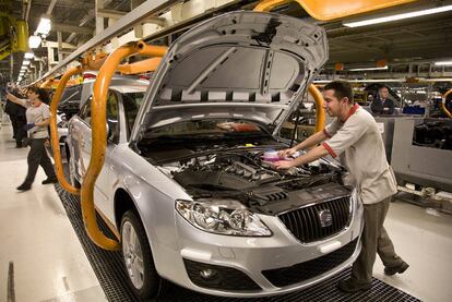 Línea de montaje de Seat en la fábrica de Martorell.