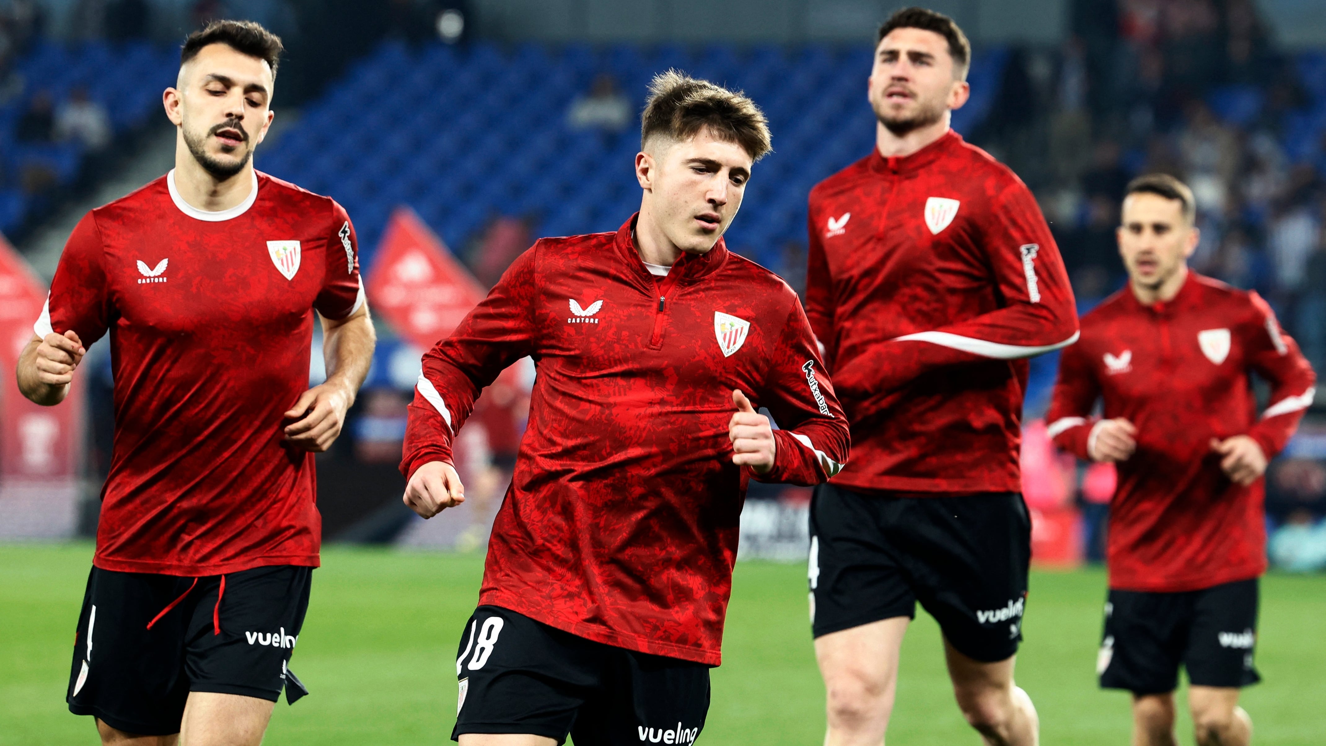 Real Sociedad - Athletic en directo | Marrero, Zubeldia y Barrenetxea son las novedades en el once de la Real y Vivian en el del Athletic