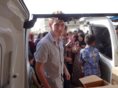 El estadounidense Kassig, cerca de la frontera siria