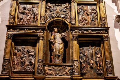 Retablo de Santa Águeda en la Universidad de Alcalá.