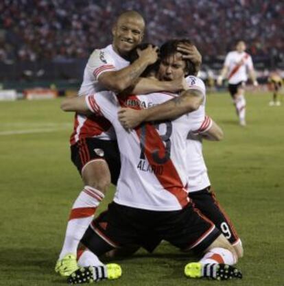 Los jugadores de River celebran el pase a la final.