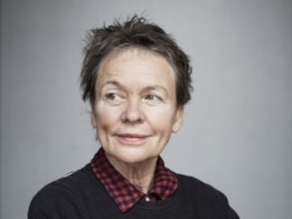 La artista y directora Laurie Anderson.