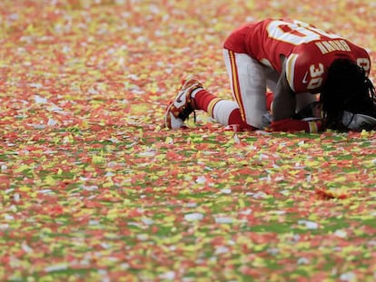 El jugador de los Chiefs, Alex Brown, tras el partido.