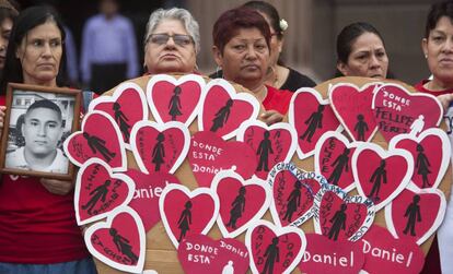 Un grupo de madres de desaparecidos, durante una protesta esta semana.