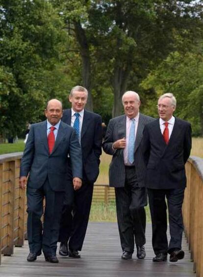 (De izquierda a derecha) Botín, Goodwin, Lippens y Voltron, en Edimburgo, el 10 de agosto de 2007