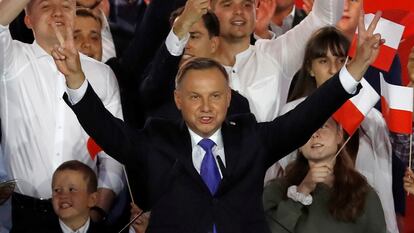 Andrzej Duda neste domingo, após conhecer o resultado das pesquisas.