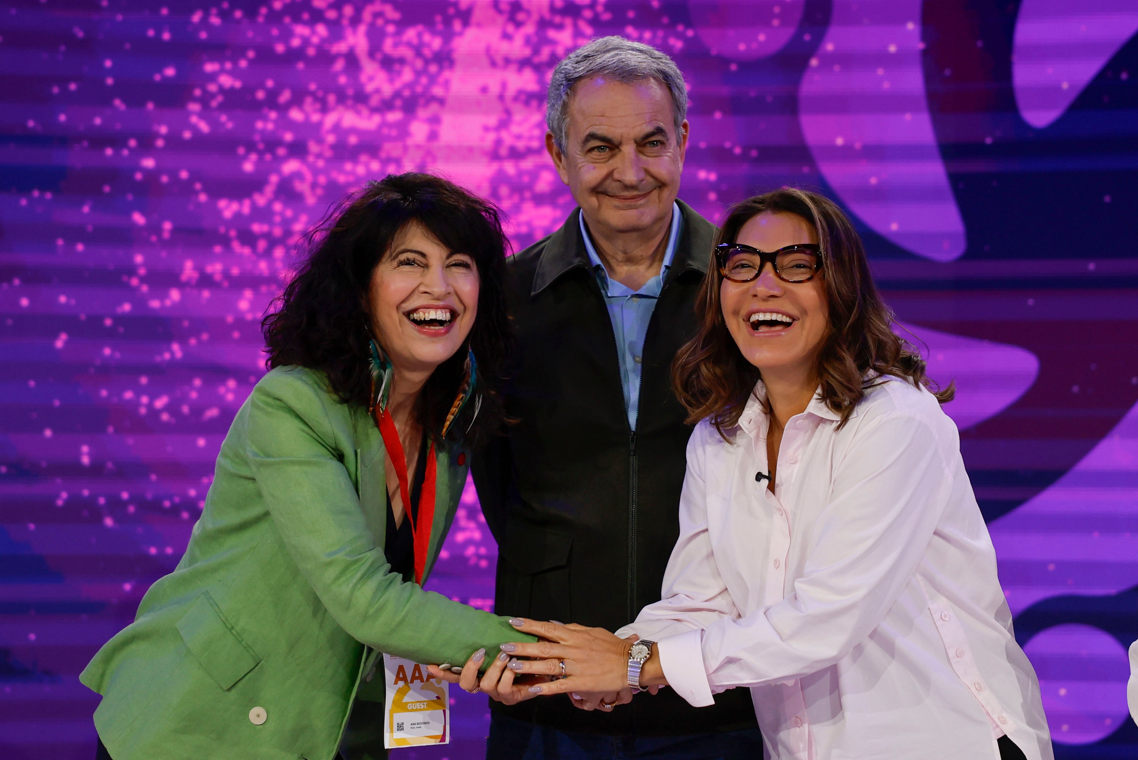 Zapatero ejerce de catalizador del progresismo mundial en Barcelona: “Los gobiernos de derechas están en caída libre”