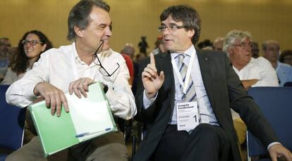 El expresidente catalán Artur Mas y el actual, Carles Puigdemont.
