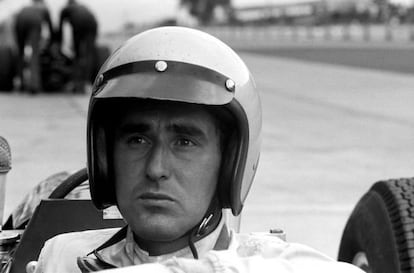 Lorenzo Bandini fue otro de los estandartes italianos de Ferrari. Su temprana muerte tras perder el control de su monoplaza en la chicane del puerto durante el Gran Premio de Mónaco en 1967 le convirtió en leyenda antes de haber podido alzarse con ningún campeonato del mundo.