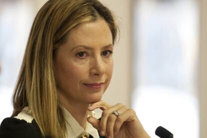 La actriz Mira Sorvino, durante su charla sobre las víctimas de la violencia sexual en Avilés.