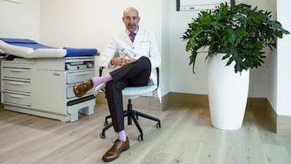 El médico endocrinólogo Alexander O. Krouham.