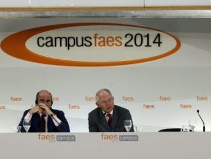 Wolfgang Schäuble y Luis de Guindos este lunes en el Campus FAES 2014.