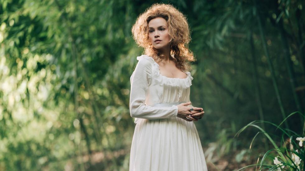 Fotograma de la serie 'María Antonieta', en Movistar Plus+.