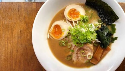 Bien de cebolleta en este ramen