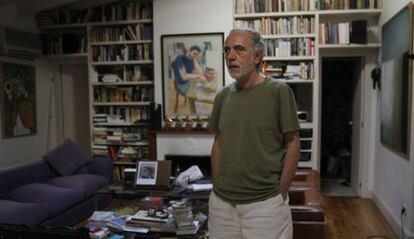 Fernando Trueba, en su casa de Madrid.