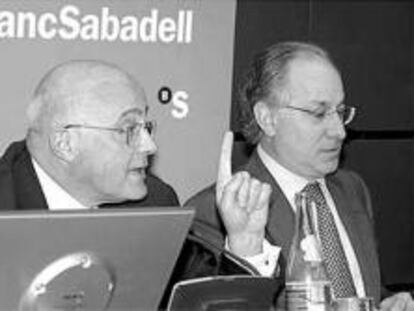 El presidente de Astroc se convierte en el primer accionista del Sabadell
