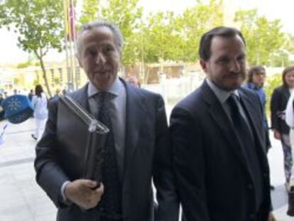 El expresidente de Caja Madrid Miguel Blesa a su llegada a los juzgados de Plaza de Castilla