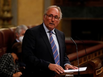 El diputado de Vox, Juan José Aizcorbe, en el pleno del Congreso de los Diputados.