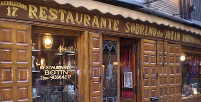 Fachada del restaurante Botín. en Madrid.