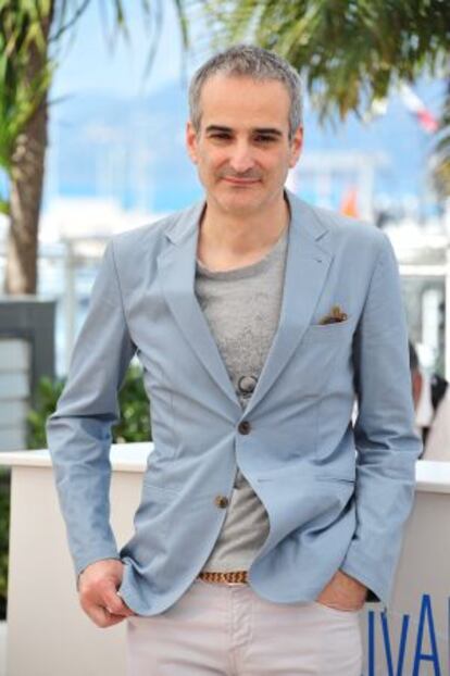 Olivier Assayas, presentando en Cannes 'Viaje a Sils Maria'.