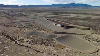 Vista aérea de "City", la megaescultura de arte terrestre de Michael Heizer, en Garden Valley, Nevada, el pasado 12 de agosto.