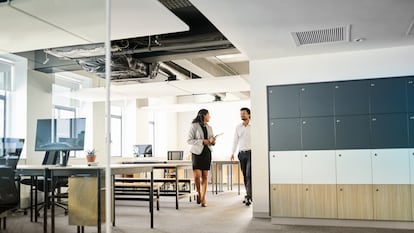 El 'renting' y el 'leasing' permiten disfrutar de bienes, como equipos informáticos, placas fotovoltaicas o vehículos, en régimen de alquiler.