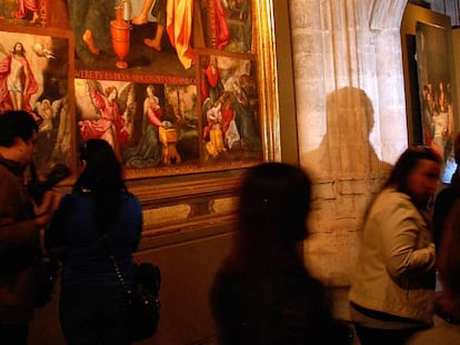 Visitantes a una de las exposiciones de &#039;Las edades del hombre&#039;, en Aranda del Duero en 2014.