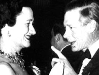 Los duques de Windsor, durante un baile en 1951