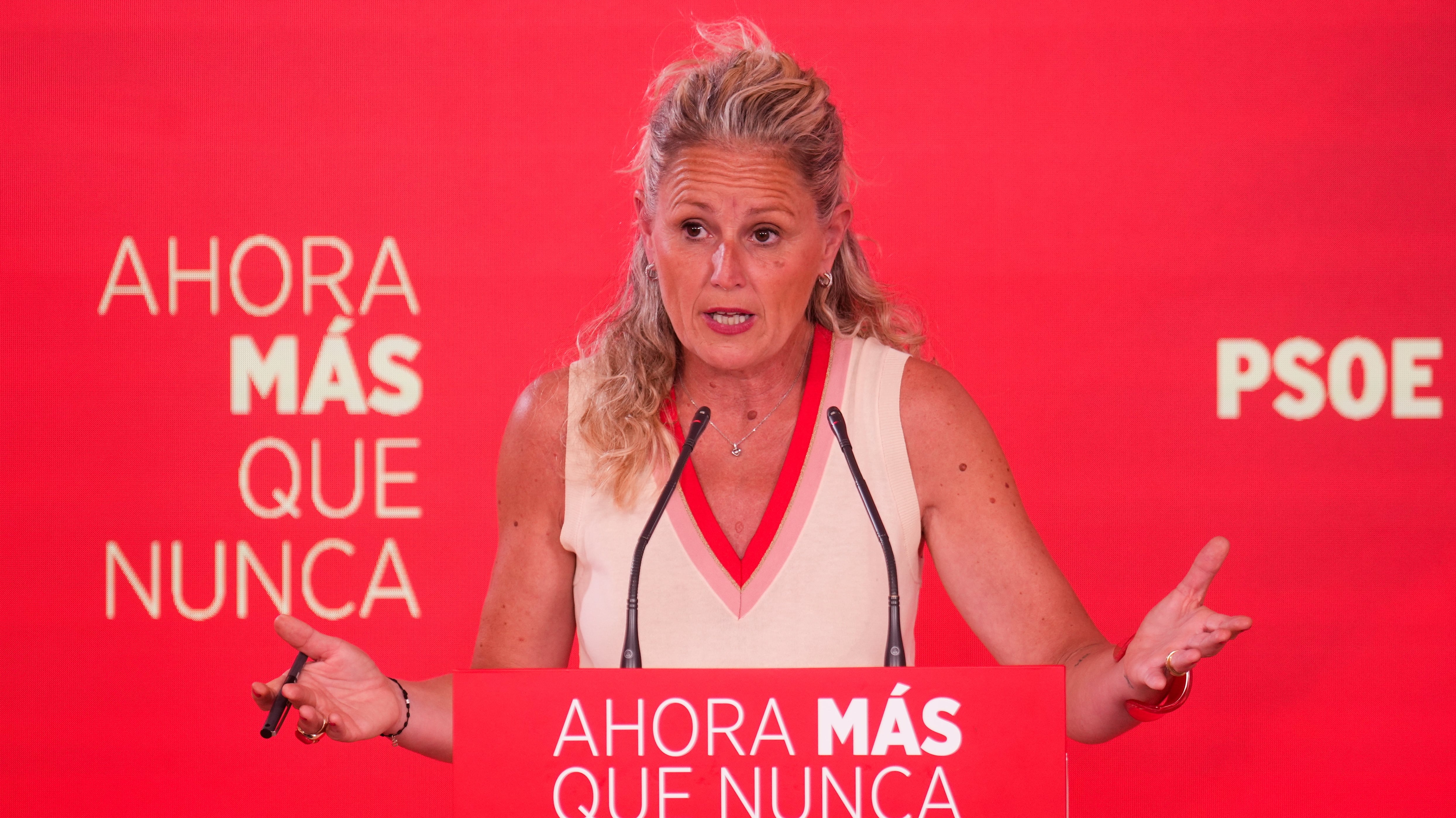 Latest political news, live | The PSOE denounces a political “lynching” against Zapatero and insists on the presumption of innocence Latest political news, live | The PSOE denounces a political “lynching” against Zapatero and insists on the presumption of innocence
